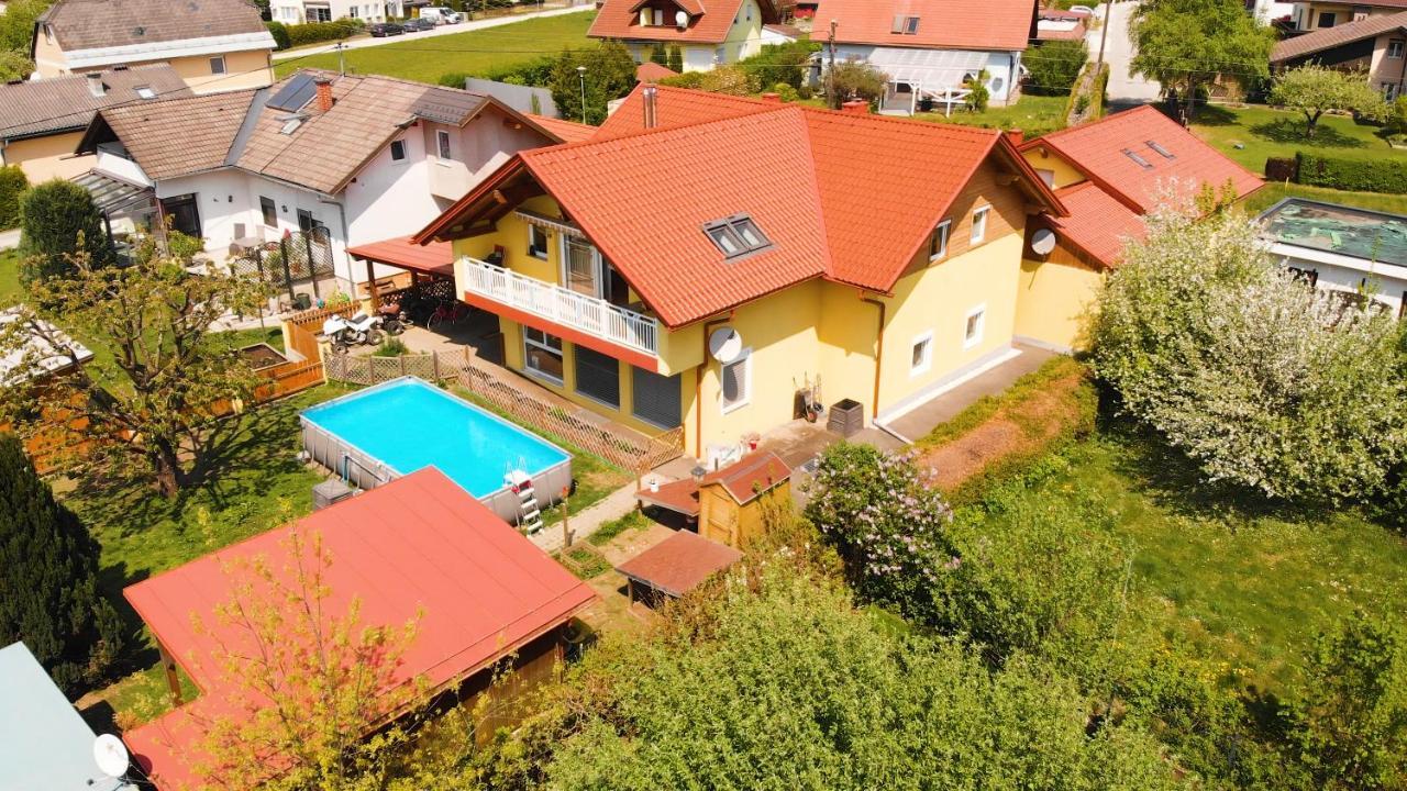 Home Sweet Home Reichersdorf Buitenkant foto